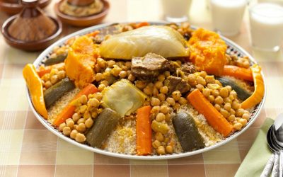 Le couscous marocain : Une halte gourmande après vos treks au Maroc